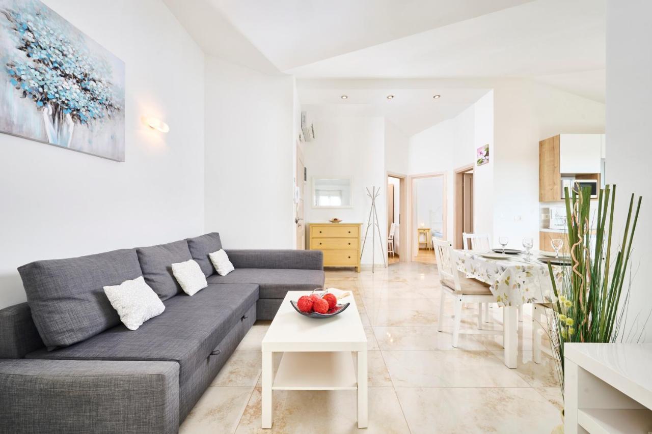 Elia Apartments Савудрия Экстерьер фото