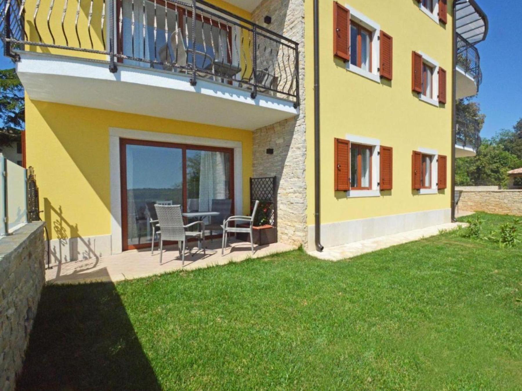 Elia Apartments Савудрия Экстерьер фото